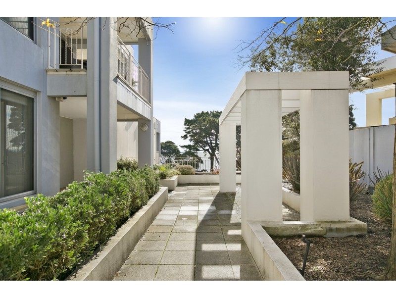 2/20 The Esplanade, Cowes VIC 3922