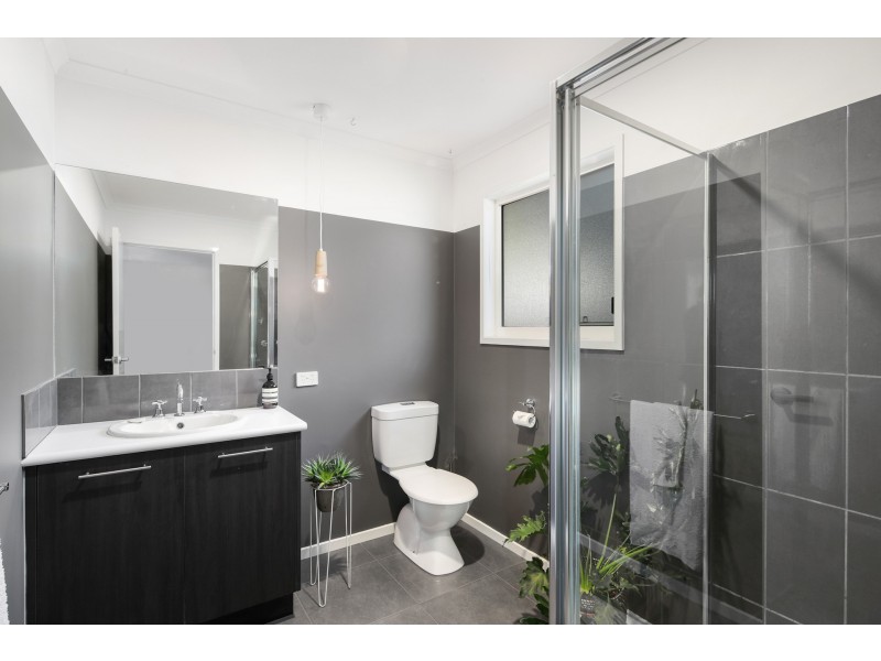 5 Churchill Drive, Cowes VIC 3922