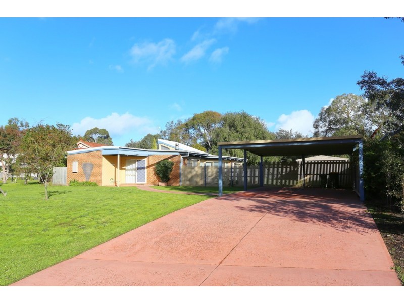 8 Honeyeater Drive, Silverleaves VIC 3922