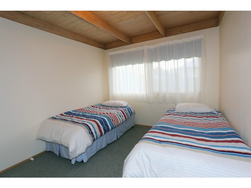 8 Honeyeater Drive, Silverleaves VIC 3922