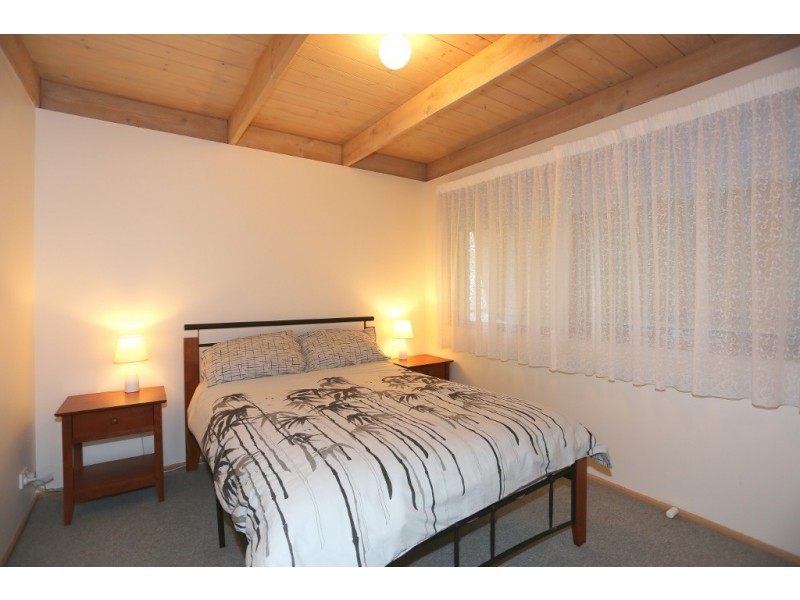 8 Honeyeater Drive, Silverleaves VIC 3922