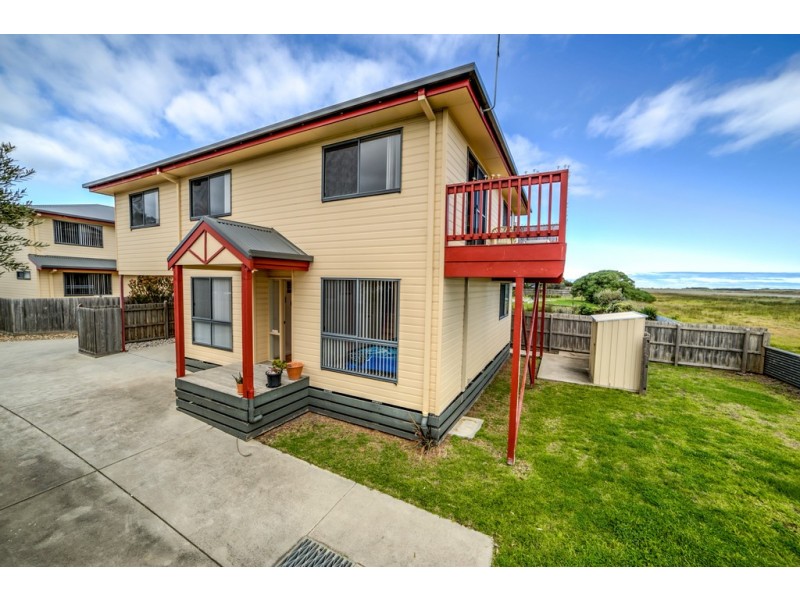 2/82 Lantana Road, Cape Woolamai VIC 3925