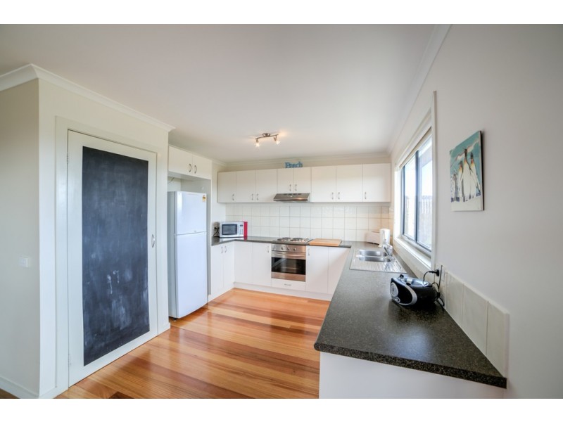 2/82 Lantana Road, Cape Woolamai VIC 3925