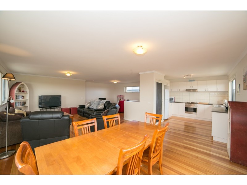 2/82 Lantana Road, Cape Woolamai VIC 3925