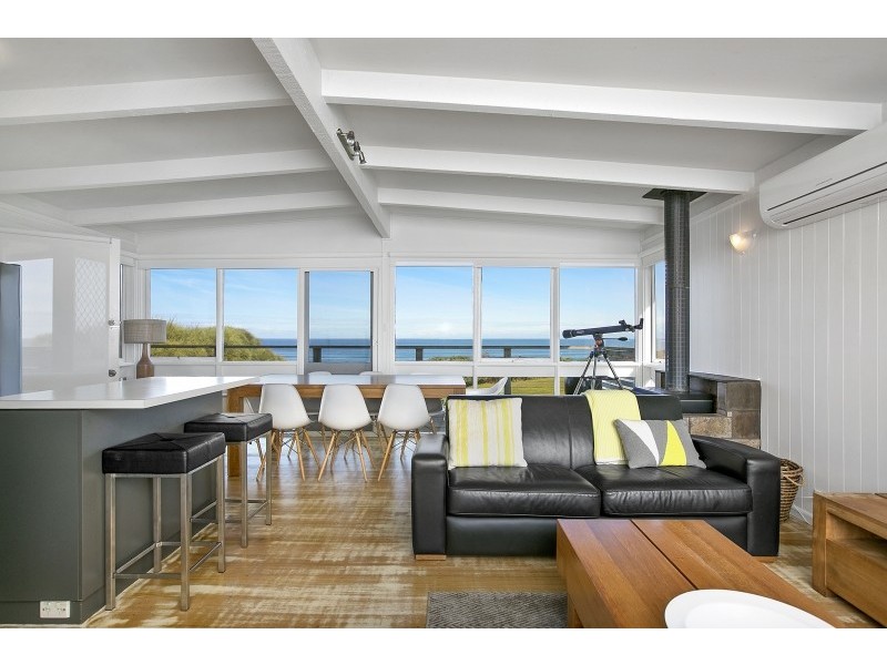 15 Beach Court, Smiths Beach VIC 3922