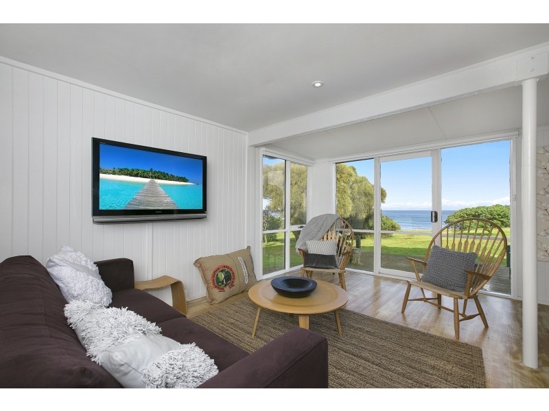 15 Beach Court, Smiths Beach VIC 3922