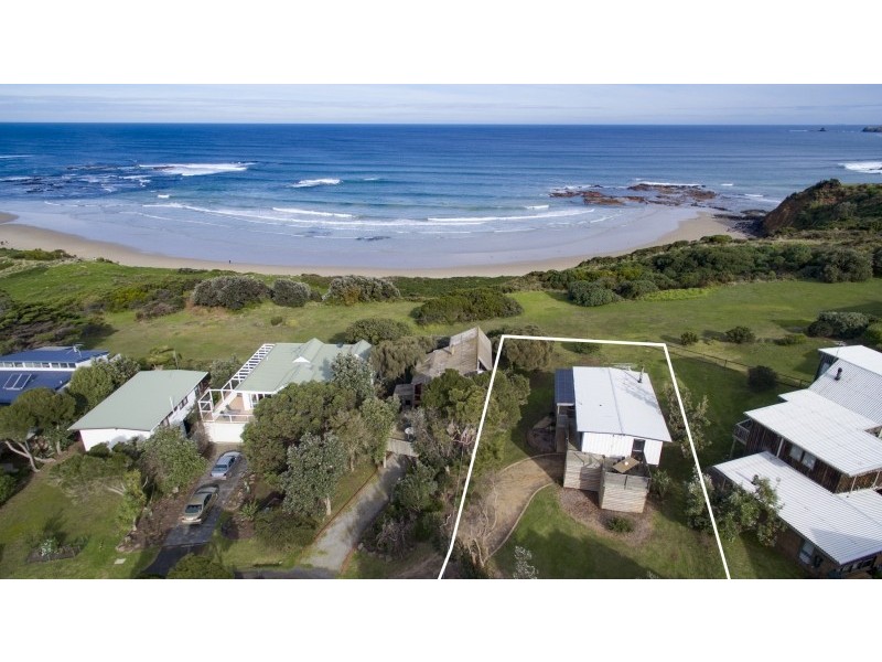15 Beach Court, Smiths Beach VIC 3922
