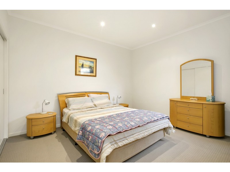 2 Katherine Circuit, Cowes VIC 3922