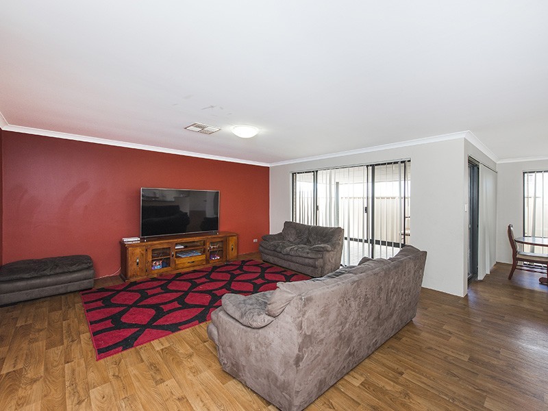 92 Price Parkway, Bertram WA 6167