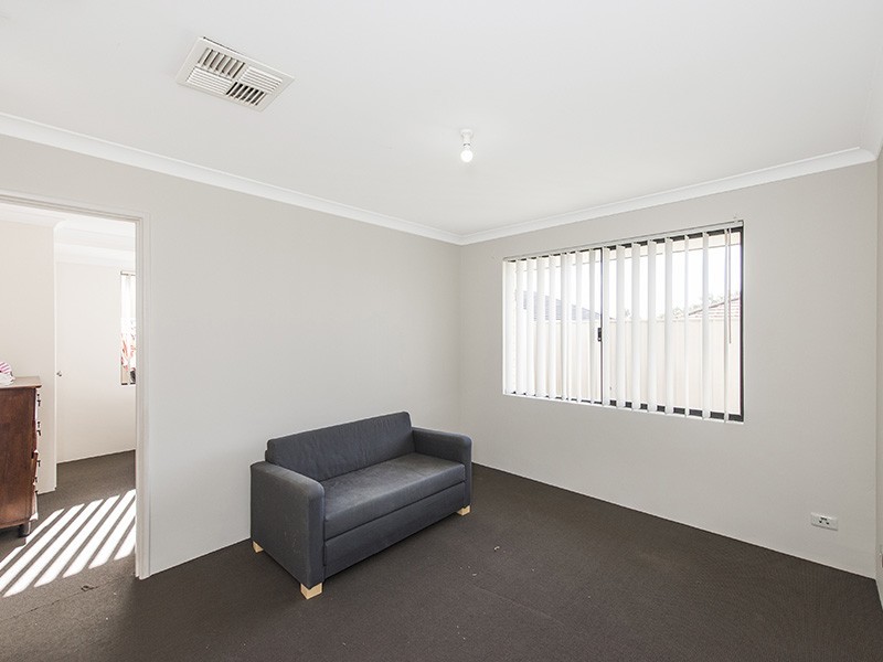 92 Price Parkway, Bertram WA 6167