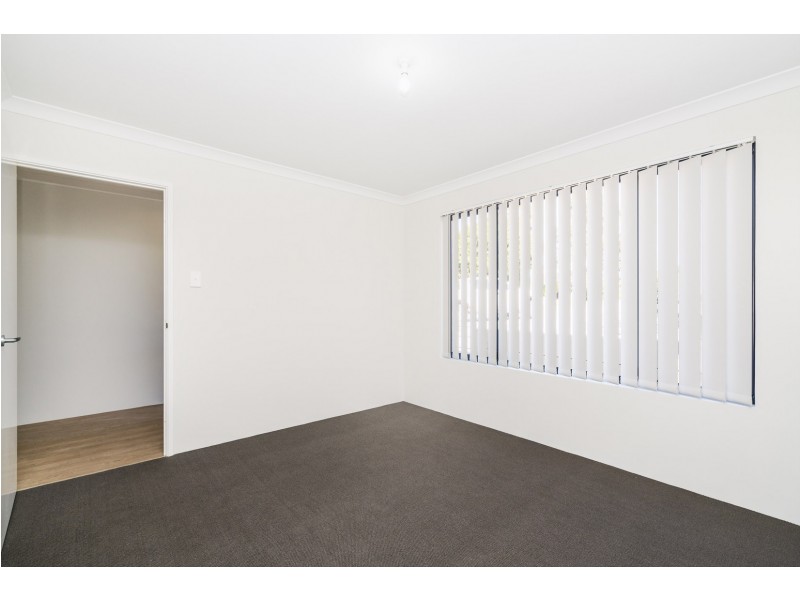 1/33 Leontes Way, Coolbellup WA 6163