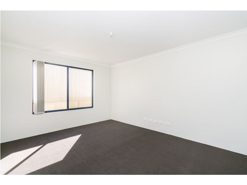 1/33 Leontes Way, Coolbellup WA 6163