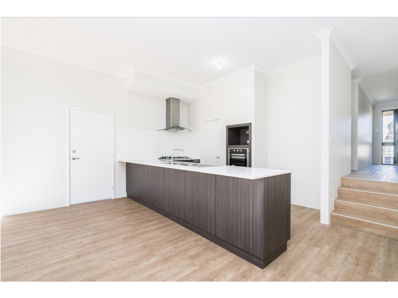 1/33 Leontes Way, Coolbellup WA 6163