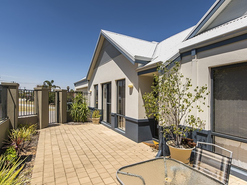 1/15 Creery Street, Dudley Park WA 6210