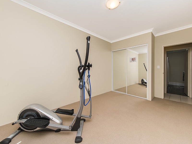 1/15 Creery Street, Dudley Park WA 6210