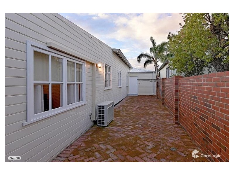 131 Marmion Street, Fremantle WA 6160