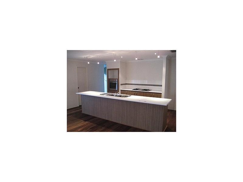 4 Alaska Crescent, Southern River WA 6110