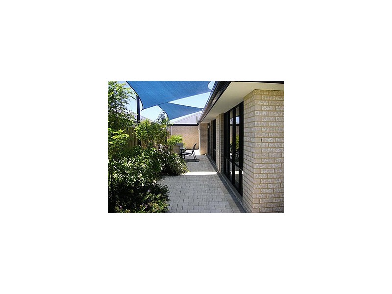 4 Alaska Crescent, Southern River WA 6110