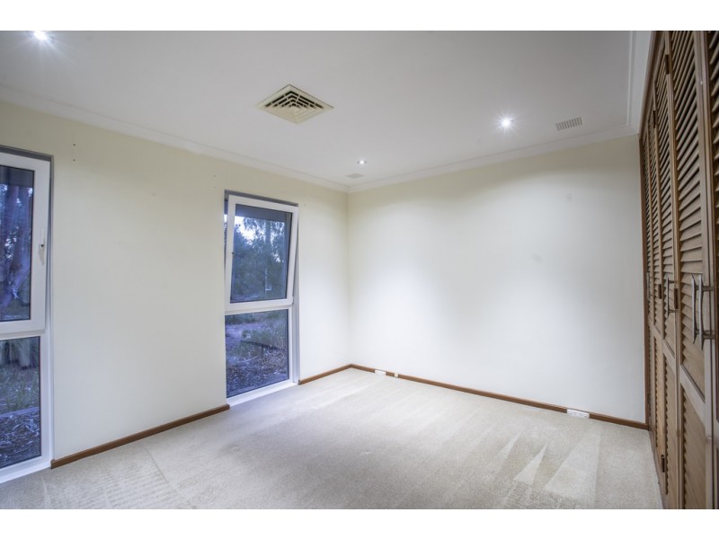 4 Malumba Crescent, Lesmurdie WA 6076