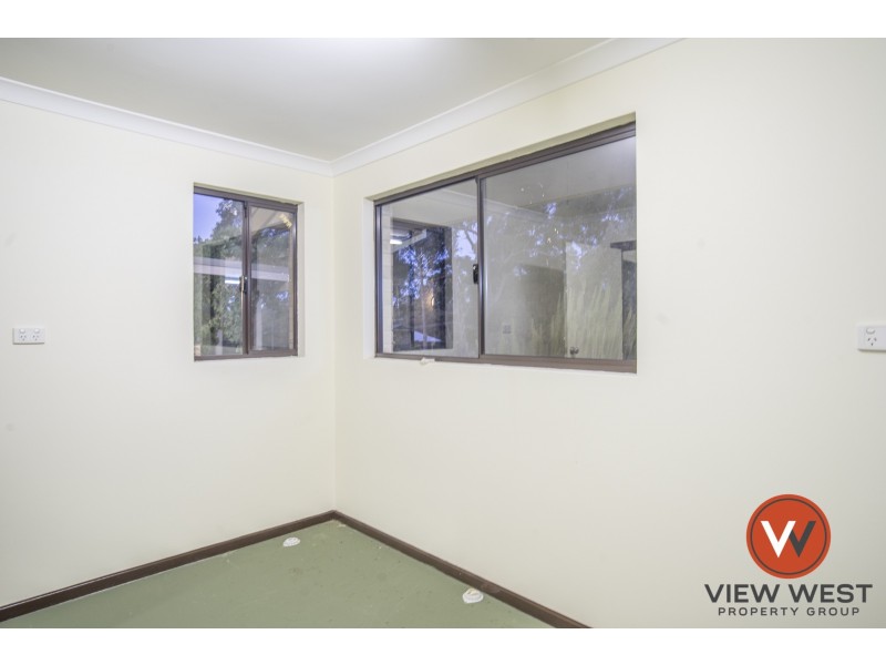 4 Malumba Crescent, Lesmurdie WA 6076