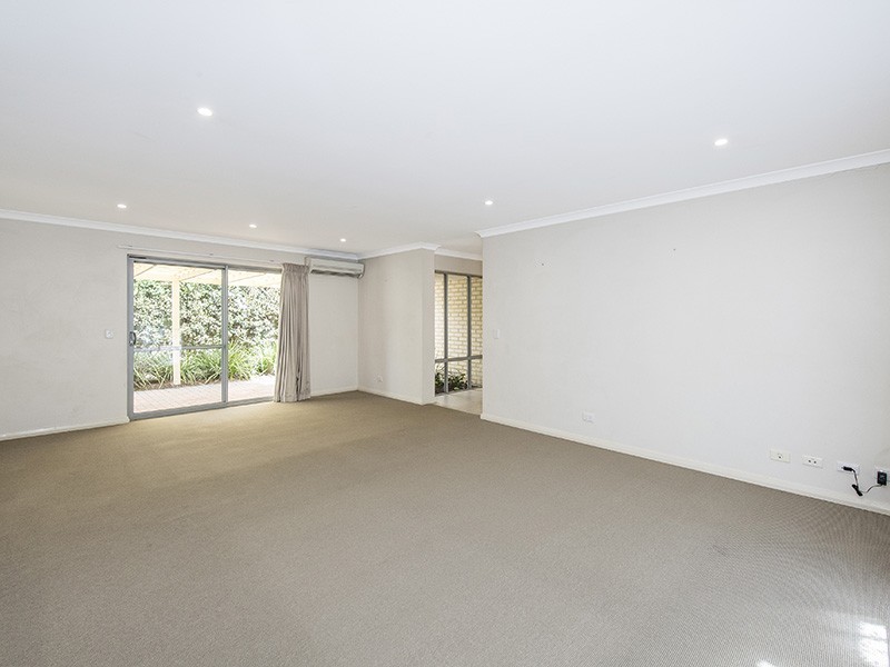 6 Mallee Close, Falcon WA 6210