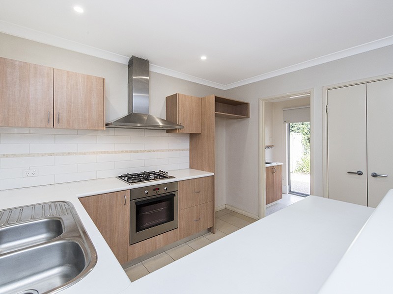 6 Mallee Close, Falcon WA 6210