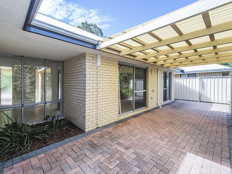 6 Mallee Close, Falcon WA 6210