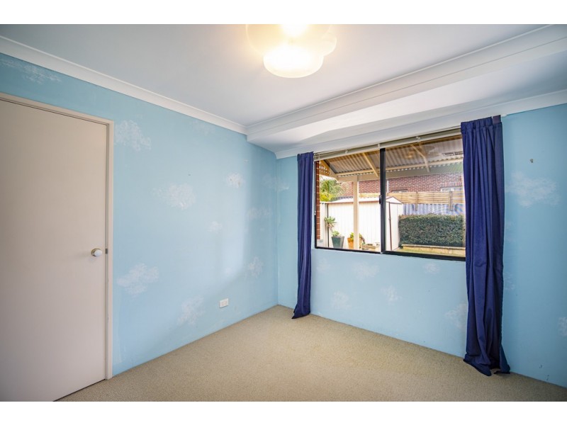 11 Meakins Court, Bayswater WA 6053