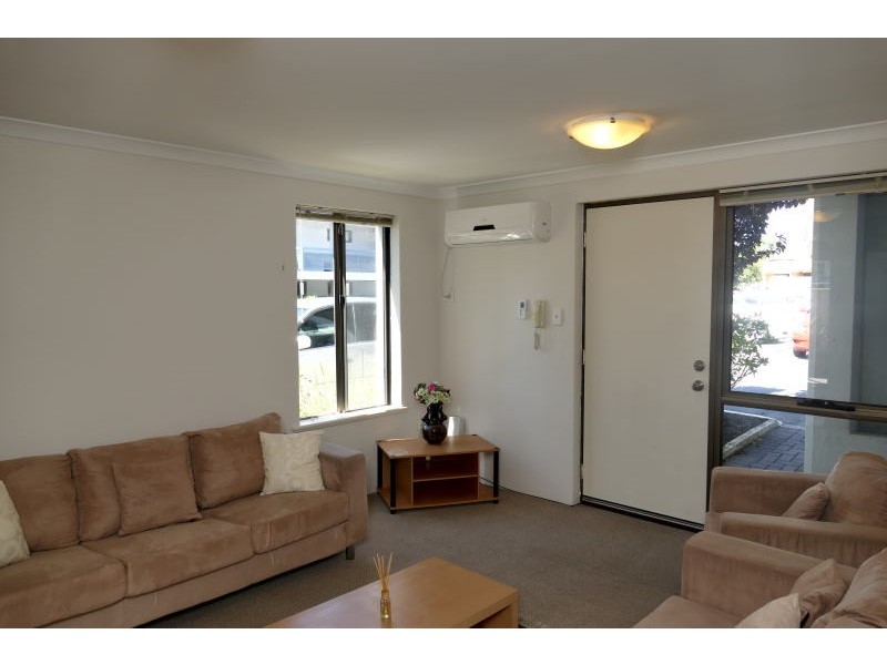 21/1 Fitzroy Road, Rivervale WA 6103