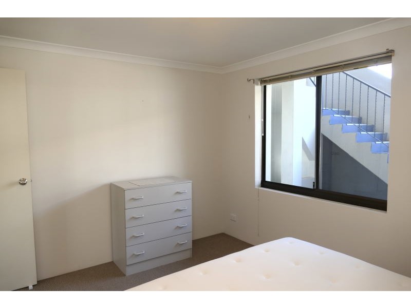 21/1 Fitzroy Road, Rivervale WA 6103