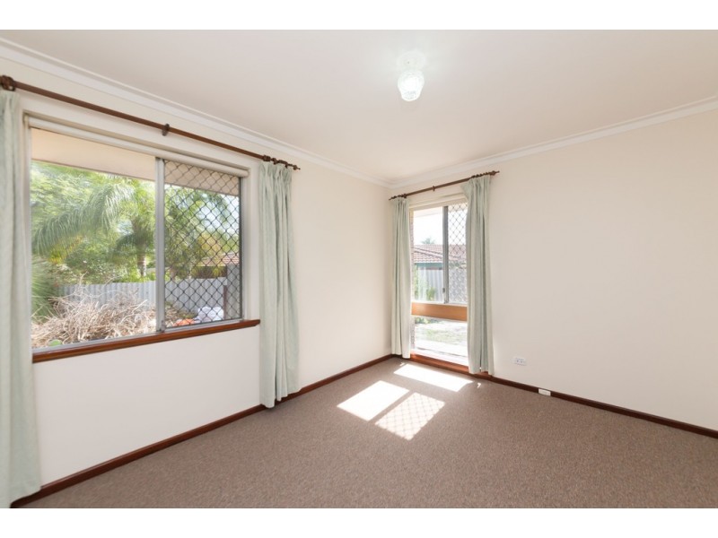 1A Kelly Road, Girrawheen WA 6064