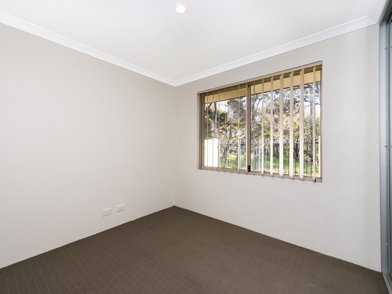 1/61 Baza Gardens, Maida Vale WA 6057