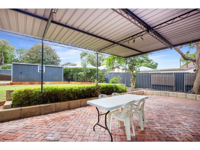 28 Archibald Street, Willagee WA 6156