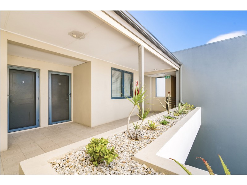 10/2-4 Pensioner Guard Road, North Fremantle WA 6159