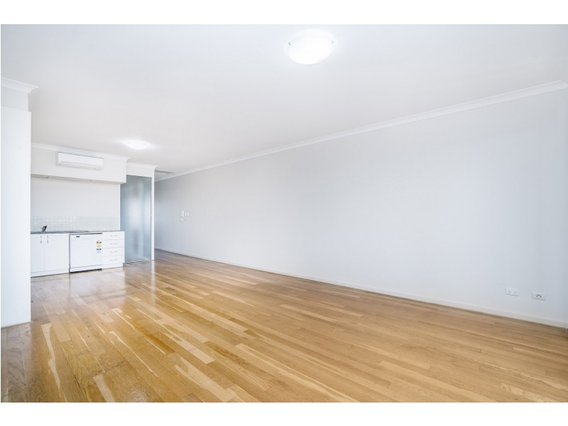 10/2-4 Pensioner Guard Road, North Fremantle WA 6159