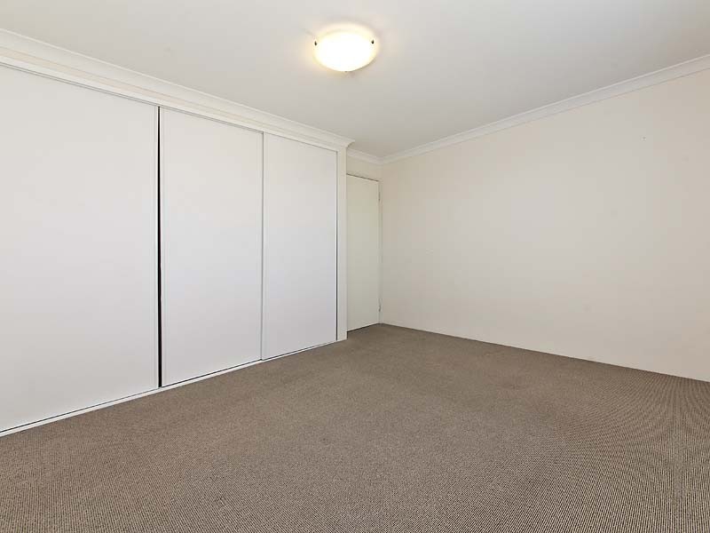 25/1 Fitzroy Road, Rivervale WA 6103