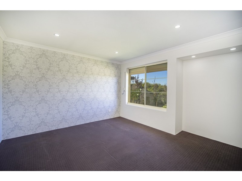 103 Monticello Parkway, Piara Waters WA 6112