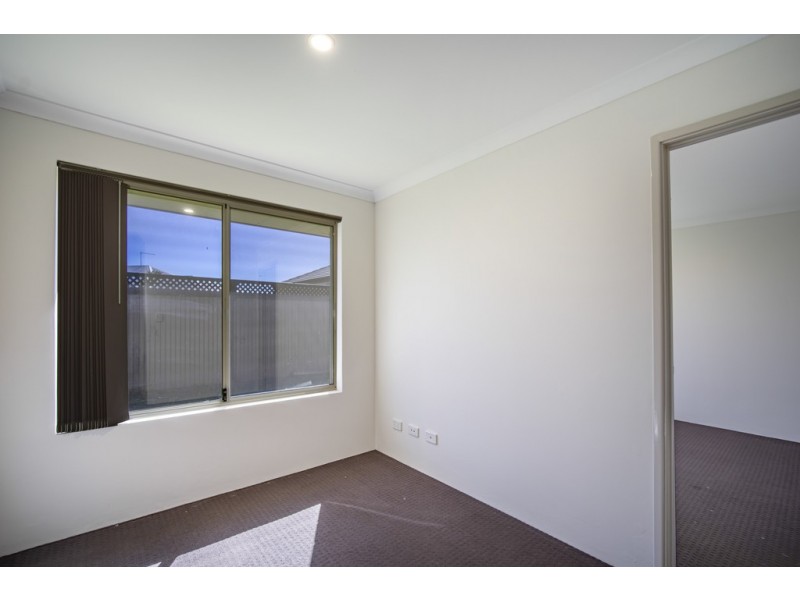 103 Monticello Parkway, Piara Waters WA 6112