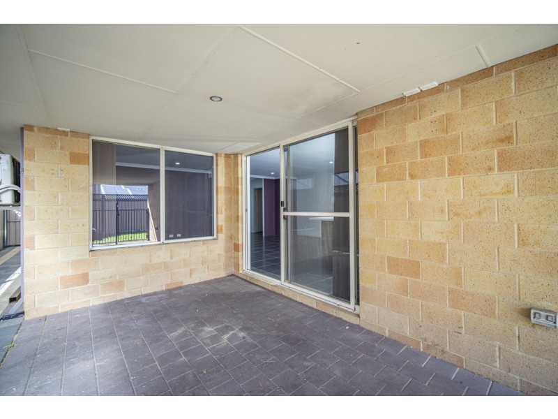 103 Monticello Parkway, Piara Waters WA 6112