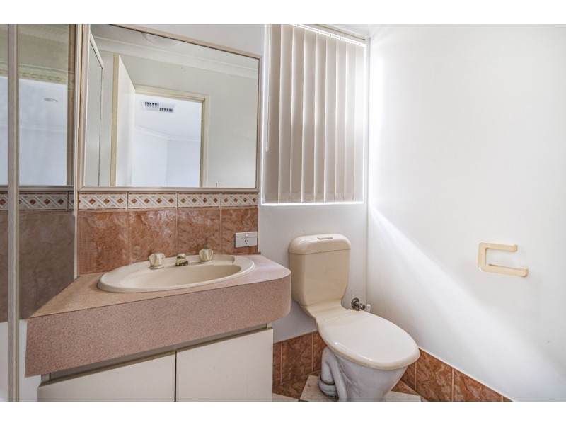 13 Shoalhaven Rise, Success WA 6164