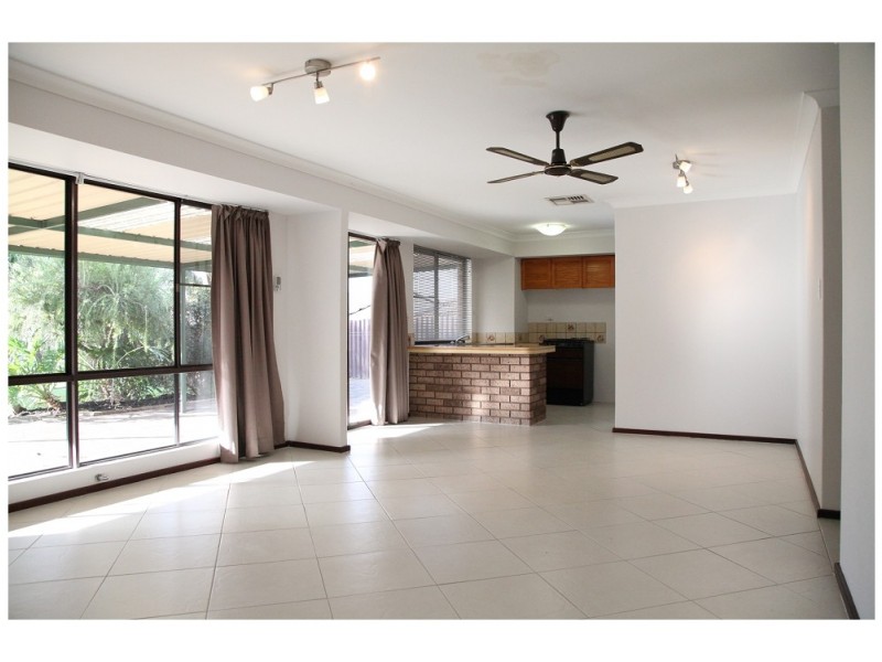 20 Mollerin Place, South Lake WA 6164