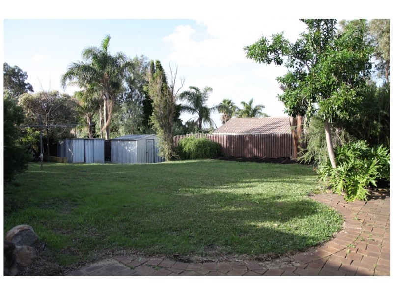 20 Mollerin Place, South Lake WA 6164