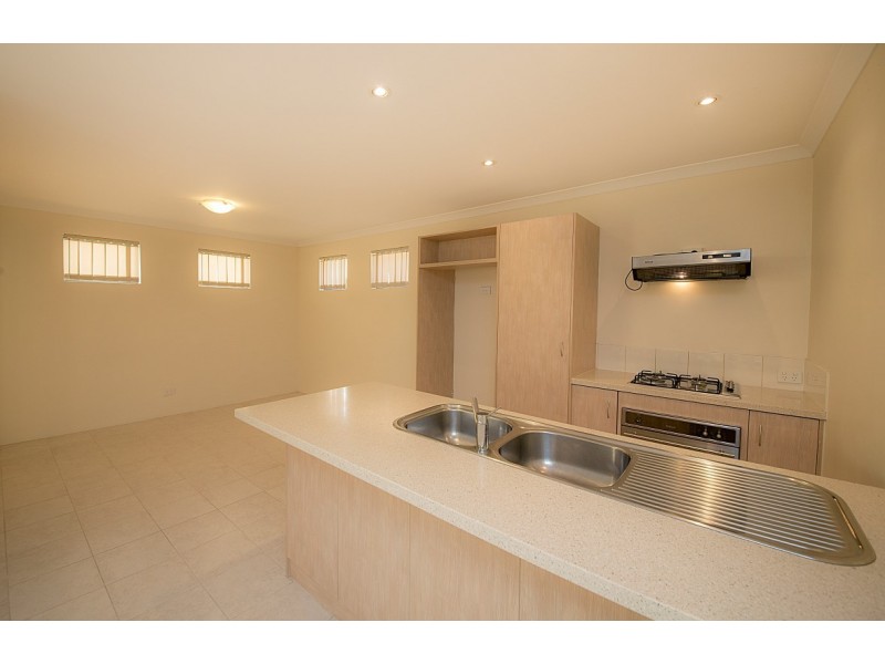 3/35 Barfield Road, Hammond Park WA 6164