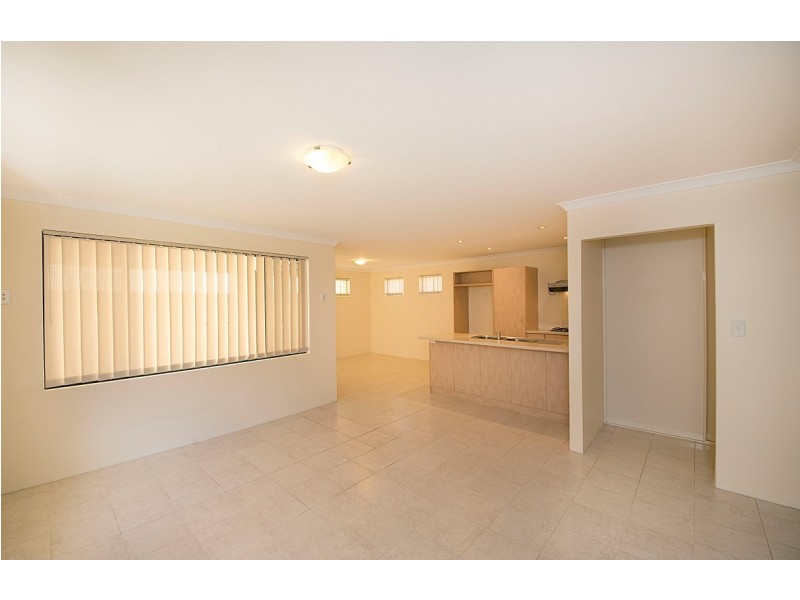 3/35 Barfield Road, Hammond Park WA 6164