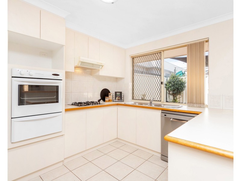 30 Douglas Avenue, Yokine WA 6060