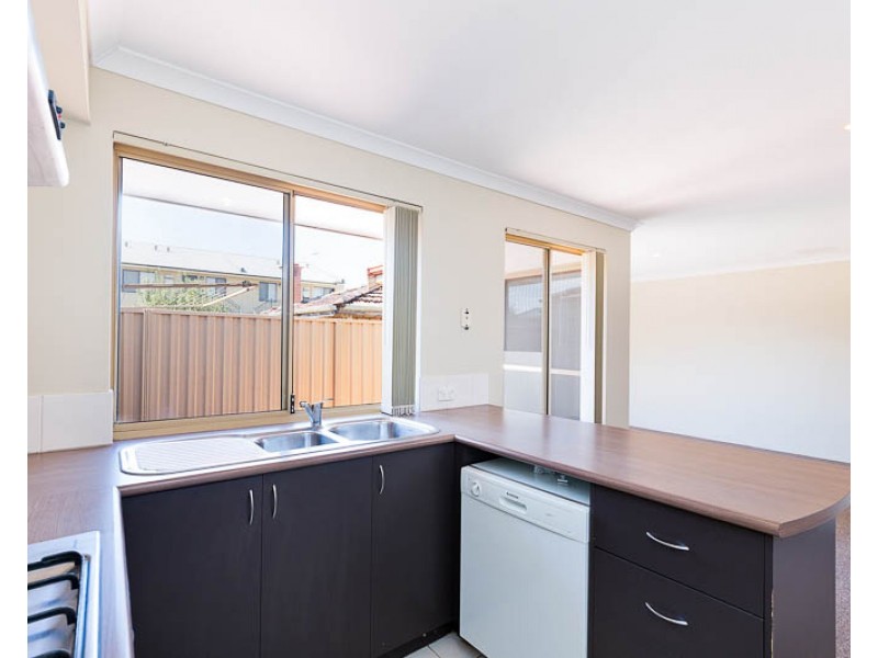 4/9 Cooper Street, Midland WA 6056