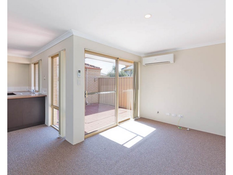 4/9 Cooper Street, Midland WA 6056
