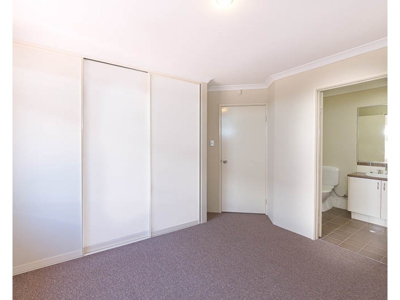 4/9 Cooper Street, Midland WA 6056