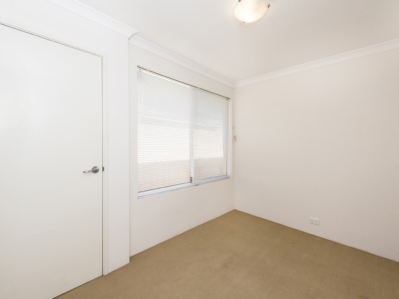 84 Price Parkway, Bertram WA 6167