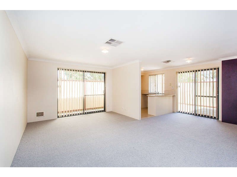 4/75 Church Ave, Armadale WA 6112